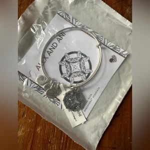 Alex & Ani wings of change II bangle bracelet BNWT